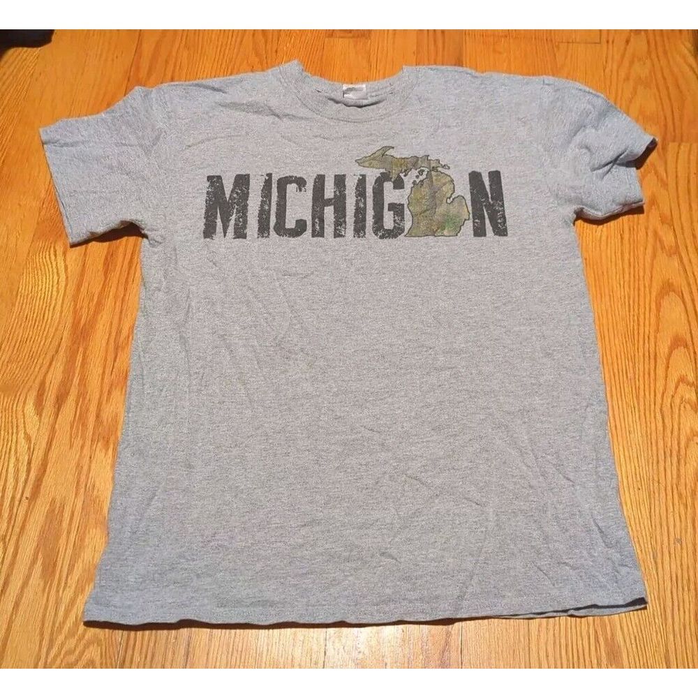 Gildan Michigan Tshirt Gray Men's Medium